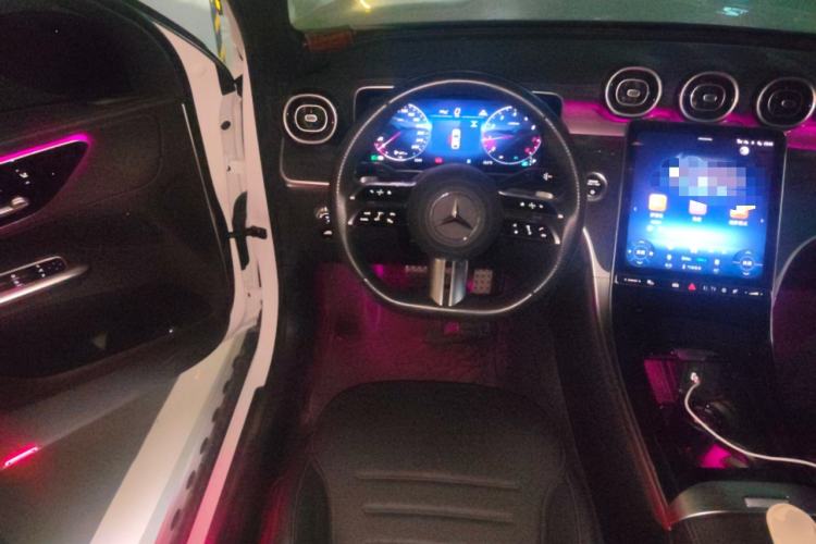 Used Mercedes-Benz GLC Coupe 2025 GLC 260 4MATIC Coupe SUV Steering Wheel