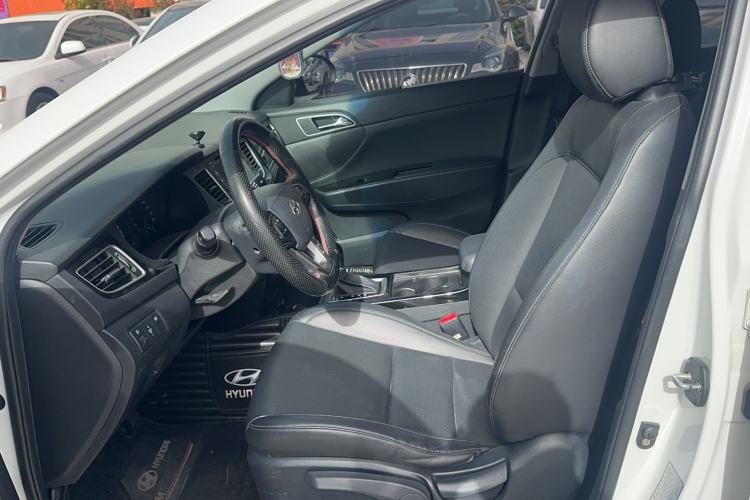 Used Hyundai Mistra 2014 1.8L Automatic Smart GLS