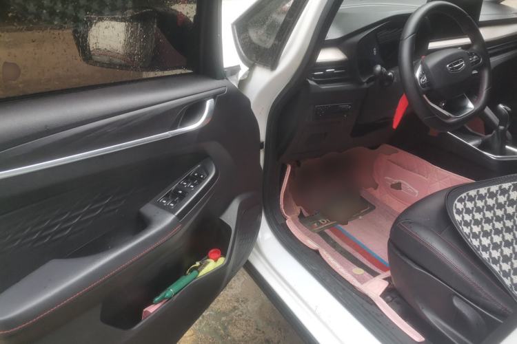 Used Geely Auto Vision X3 2021 PRO 1.5L Manual Elite Model Driver Seat