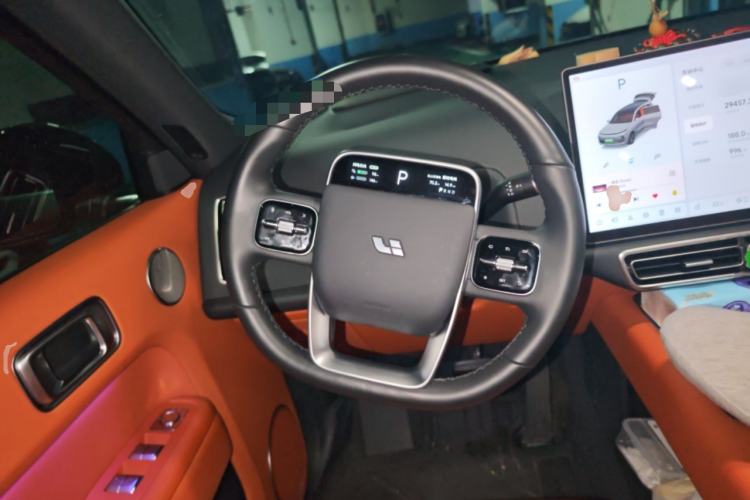 Used Li Auto L8 2023 Air model
