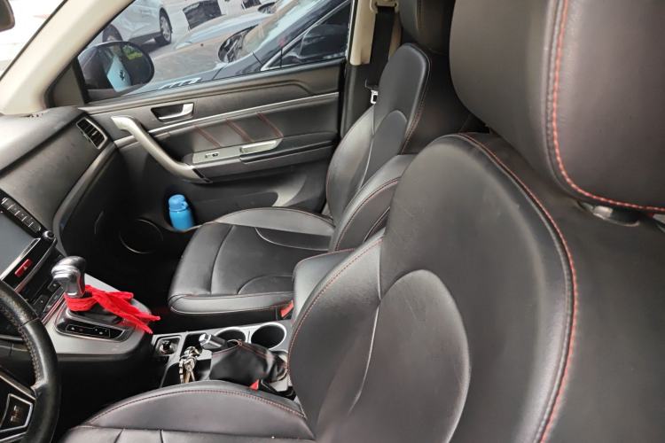 Used Haval H6 2017 Red-Label Sport Edition 1.5T Automatic Two-Wheel Drive Luxury Model Left Front Seat