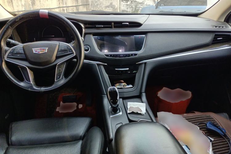 Used Cadillac XT5 2016 28T Four-Wheel Drive Luxury Model Center Console