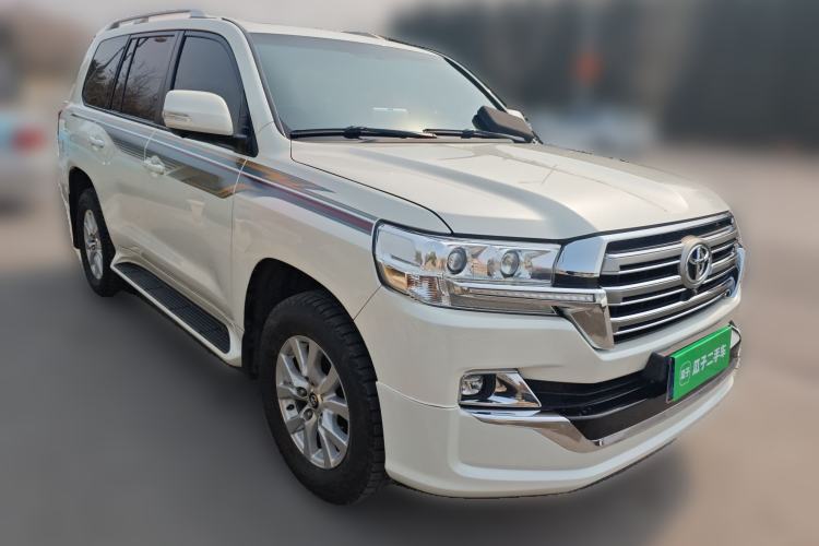 Used Toyota Land Cruiser 2017 4.0 GX-R Dual Fuel Dual Differential – Middle East
