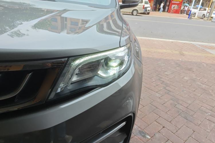 Used Geely Auto Emgrand X7 Sport 2020 1.8TD DCT Two-Wheel Drive Smart Connect 4G-Enabled Version
