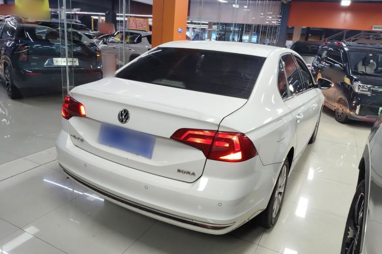 Used Volkswagen Bora 2018 1.5L Automatic Comfort Model Rear Right 45 Deg