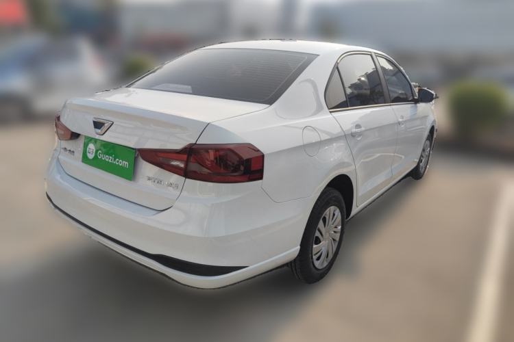 Used Jetta VA3 2025 Model, Facelifted 1.5L Manual—Ambitious Edition
