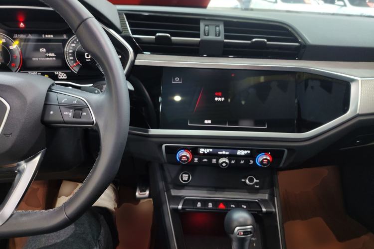 Used Audi Q3 2024 35 TFSI Fashion Dynamic Edition
