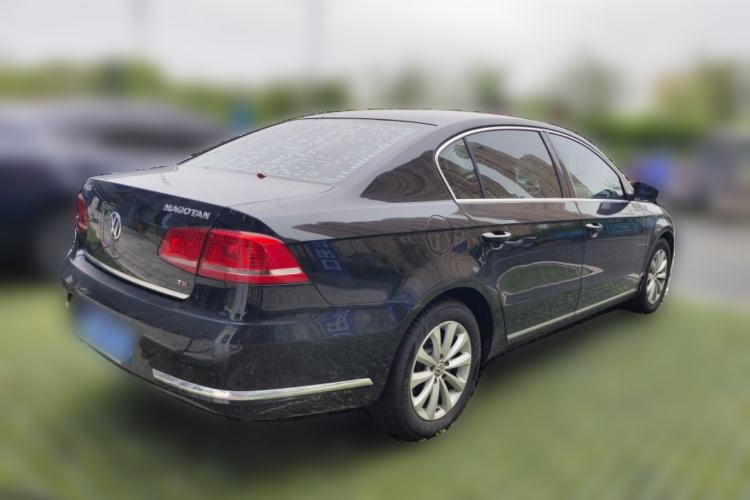 Used Volkswagen Magotan 2016 1.8TSI Smart Comfort Model Rear Right 45 Deg