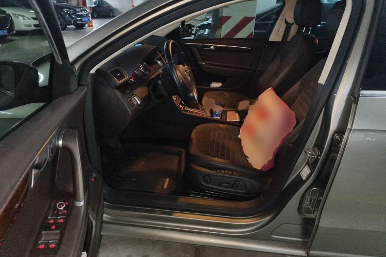 Used Volkswagen Magotan 2012 Travel Edition 2.0 TSI Comfort Version