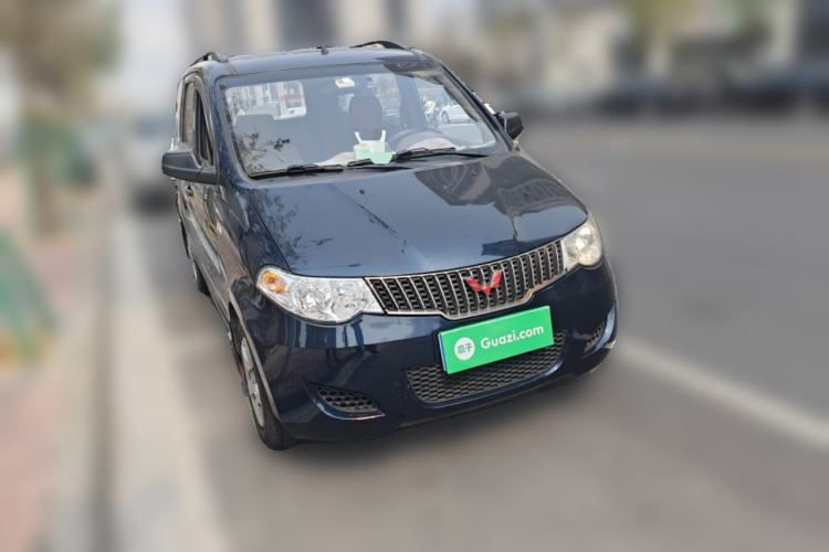 Used Wuling Hongguang 2014 1.5L Base Version Front Right 45 Deg