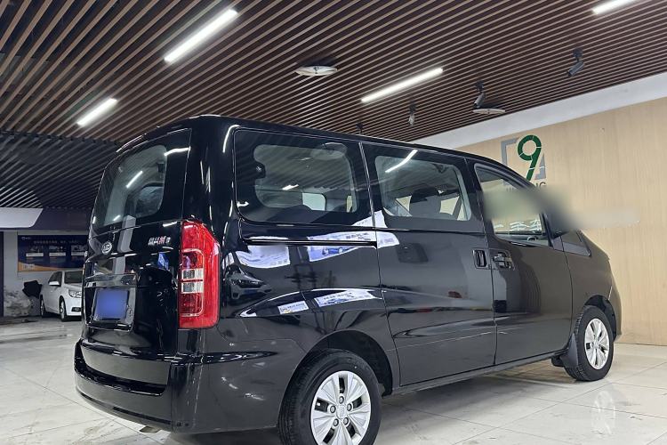 Used JAC Refine M3 2023 1.8L 7/8-Seater Comfort Edition