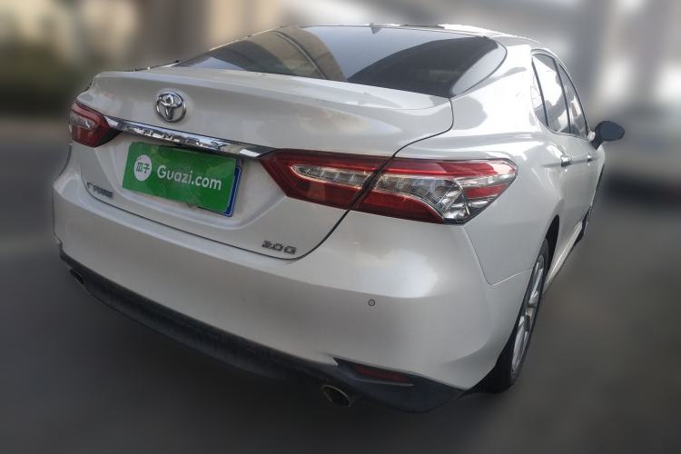 Used Toyota Camry 2021 2.0G Luxury Edition
