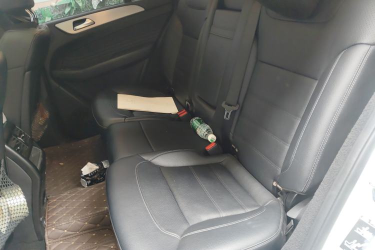 Used Mercedes-Benz GLE Coupe 2018 GLE 320 4MATIC Coupe SUV Left Rear Seat