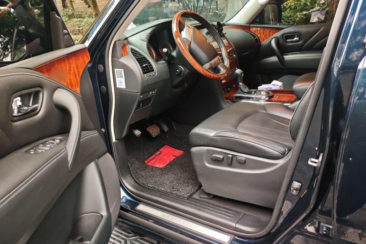 Used Infiniti QX80 2016 5.6L 4WD
