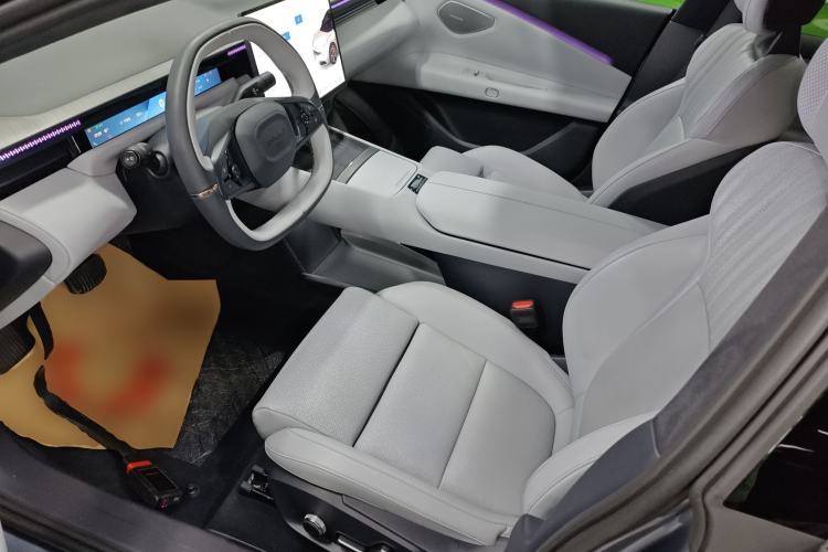 Used Lynk & Co Z10 2025 95 kWh 702 km All-Wheel Drive Intelligent Driving Ultra
