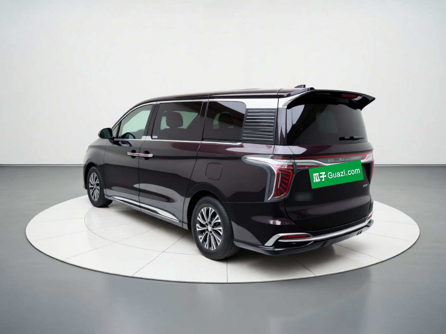 Hongqi HQ9 PHEV 2024 2.0T Four-Wheel Drive Luxury Edition — снимка 4