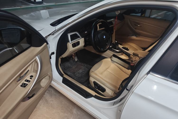 Used BMW 3 Series 2015 316Li Fashion Model