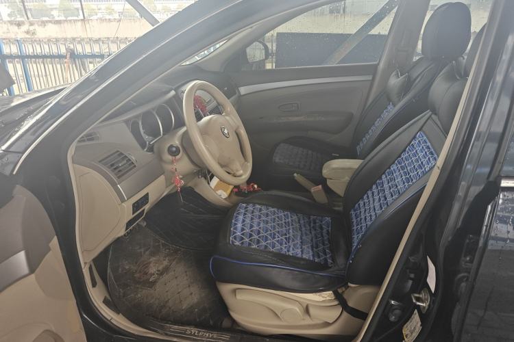 Used Nissan Sylphy 2012 Classic 1.6XE Automatic Comfort Edition Left Front Seat