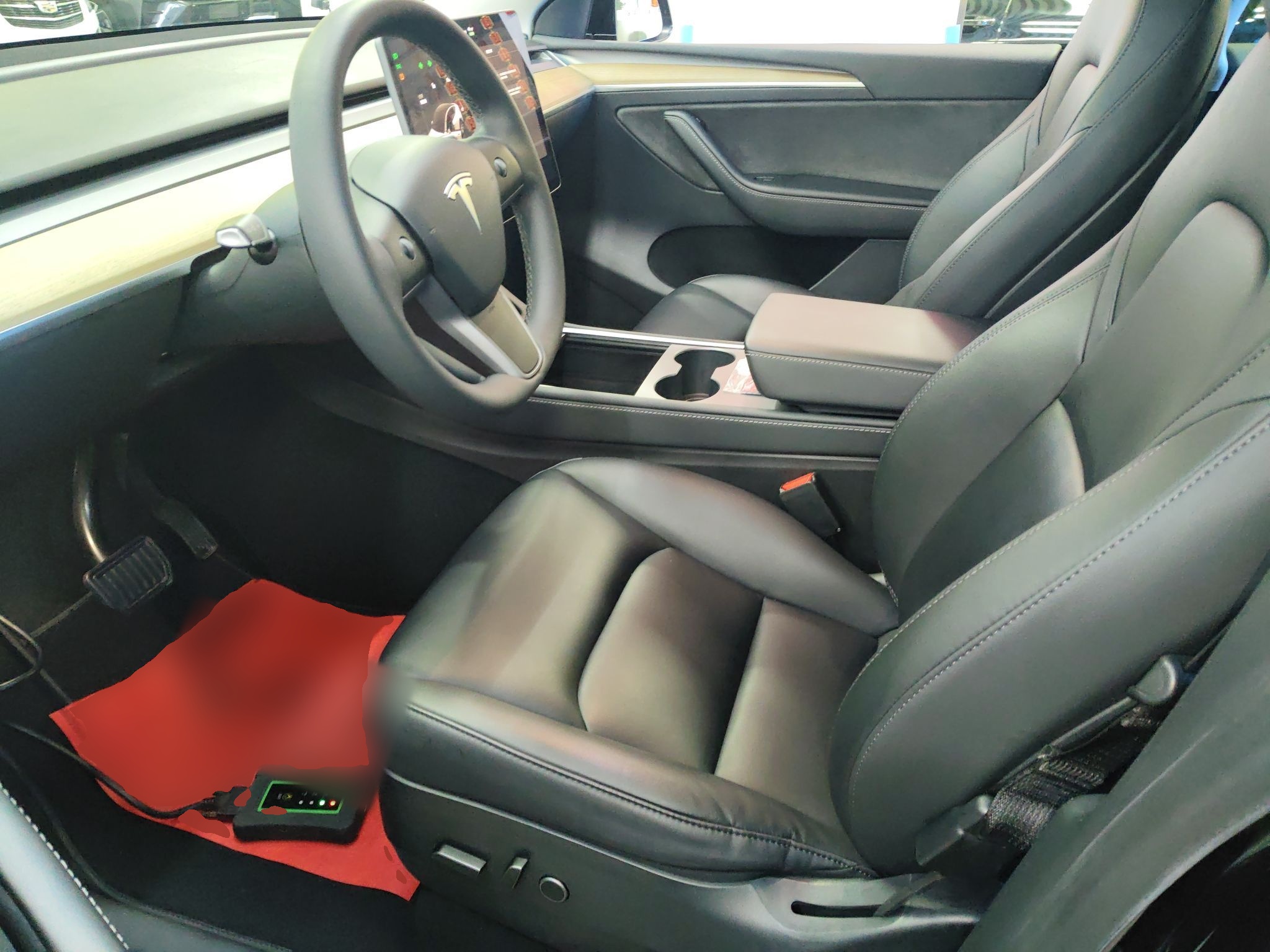 المقاعد الأمامية داخل السيارة