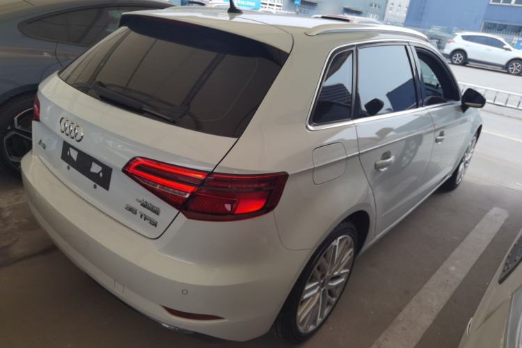 Used Audi A3 2020 Sportback 35 TFSI Style Edition China VI Emission Standard Rear Right 45 Deg