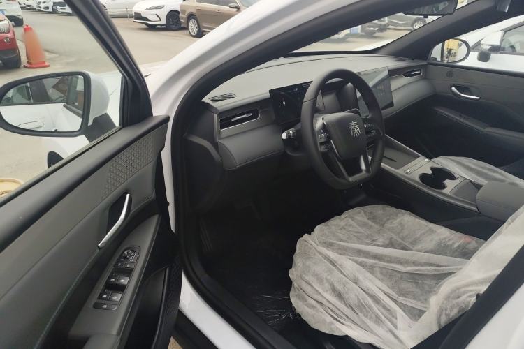 Used BYD Qin PLUS 2026 DM-i 128KM Progressive Model
