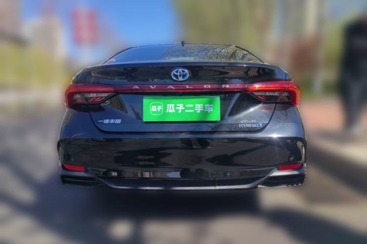 Used Toyota Avalon 2022 Dual-Engine 2.5L XLE Premium Edition Rear