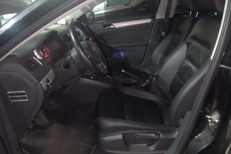 Used Volkswagen Sagitar 2014 Revised Version 1.4TSI Manual Luxury Edition