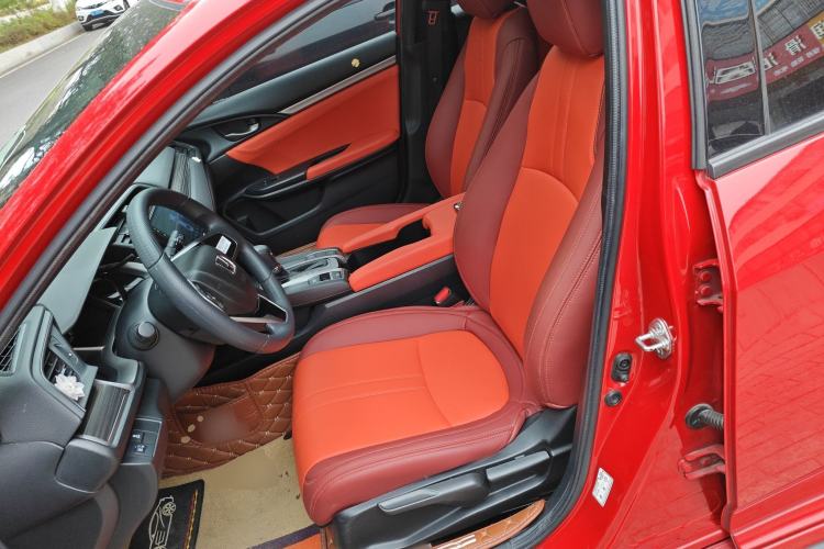 Used Honda Civic 2021 HATCHBACK 220TURBO CVT New Trendsetter
