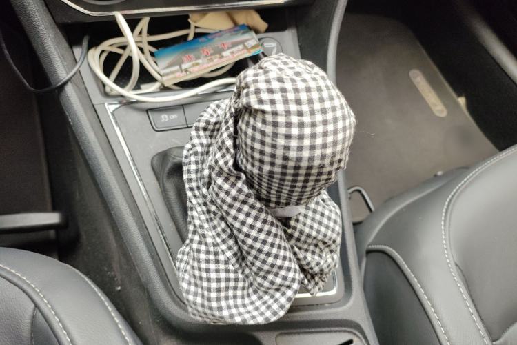 Used Volkswagen Lavida 2015 1.6L Manual Comfort Edition