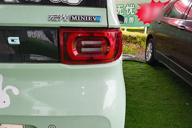 Used Wuling Hongguang MINIEV 2021 Macaron Premium Model – Lithium Iron Phosphate