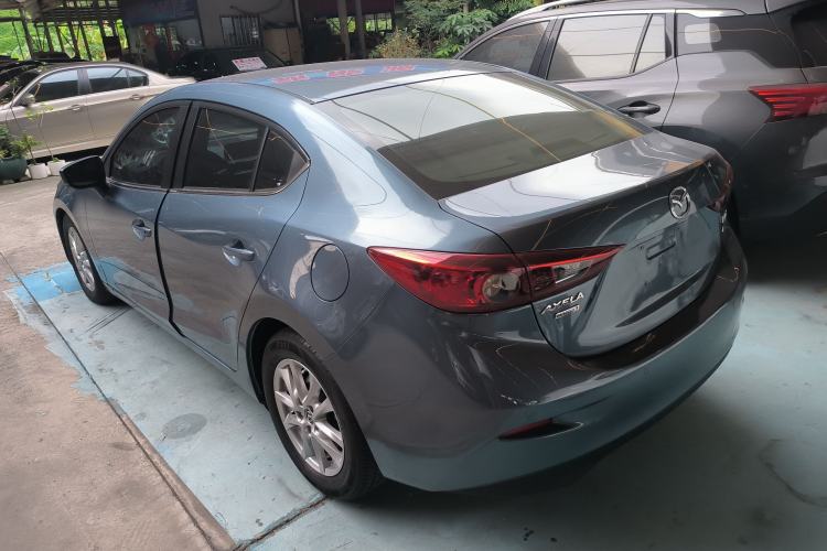 Used Mazda 3 Axela 2017 Sedan 1.5L Automatic Comfort Model Emission Standard China V
