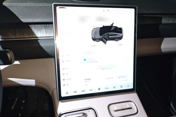 Used Nio EC6 2024 75 kWh