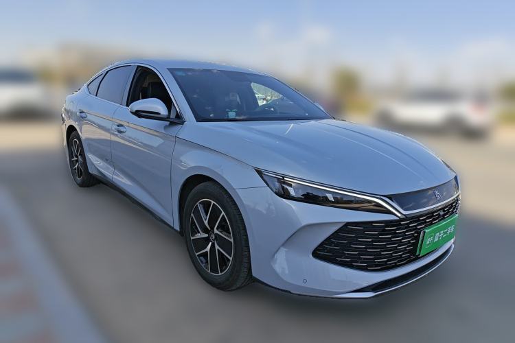 Used BYD Qin L 2024 DM-i 80KM Beyond Model Front Right 45 Deg