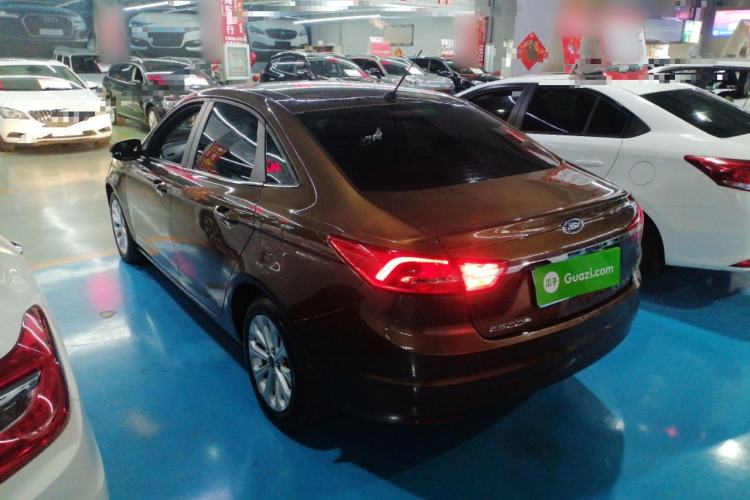 Used Ford Escort 2015 1.5L Automatic Fashion Model