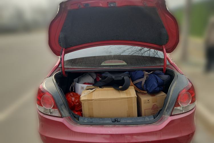 Used Volkswagen Lavida 2011 1.6L Automatic Premium Edition Trunk