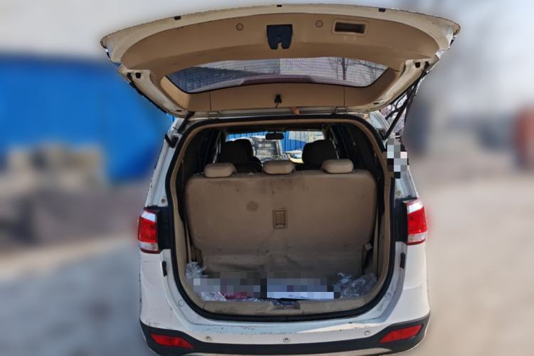 Used Baojun 730 2014 1.5L manual Comfort version 7 seats