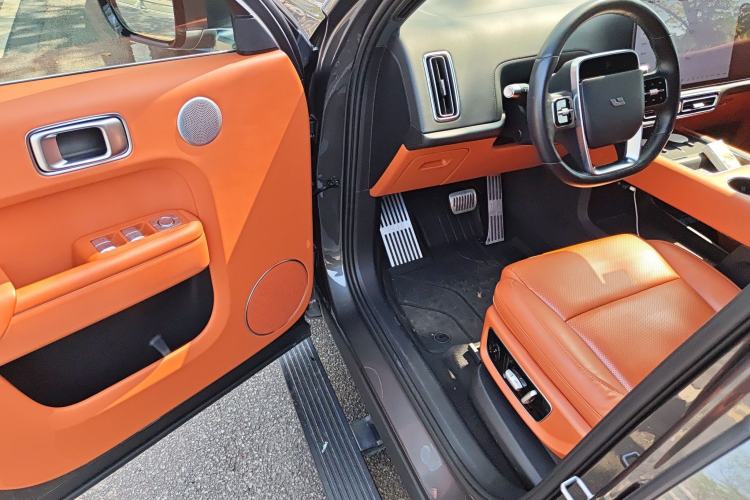 Used Li Auto L9 2022 Max model
