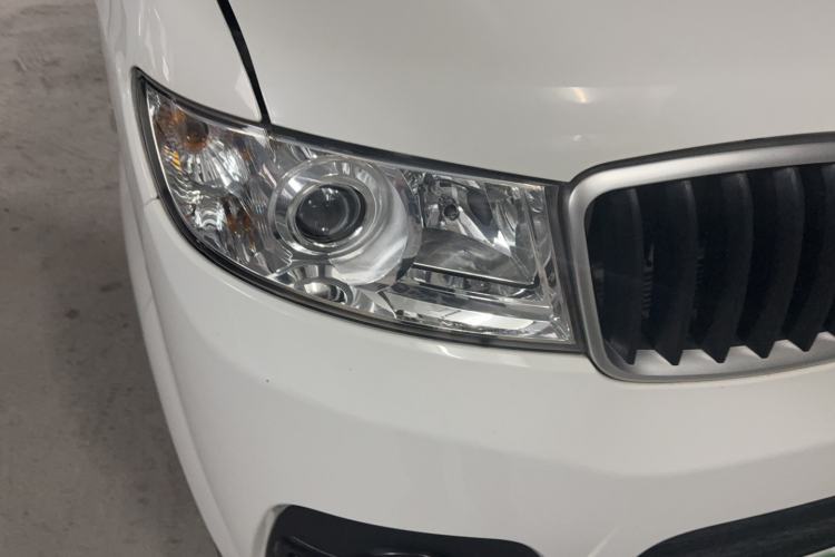 Used Jinbei New Hiace X30L 2021 1.5L Wealth Van Non-Air-Conditioned Version China VI Standard SWC15M Exterior 1