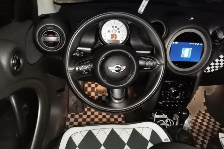 Used MINI Countryman 2011 1.6L COOPER Fun
