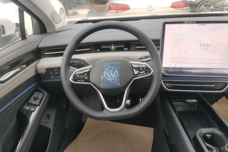 Used Volkswagen ID.7 VIZZION 2024 AIR model Steering Wheel