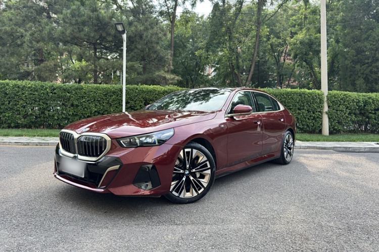 Used BMW 5 Series 2024 530Li Luxury Edition M Sport Package