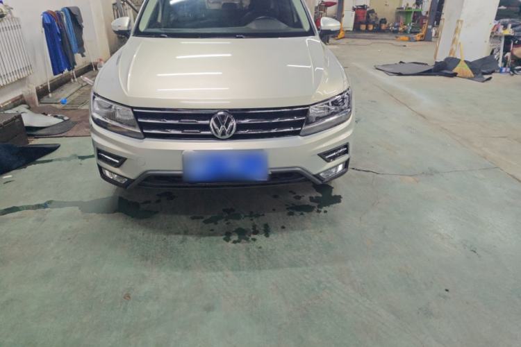 Used Volkswagen Tiguan L 2017 330TSI Automatic Two-Wheel Drive Luxury Edition
