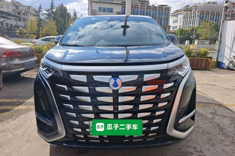 Used Denza D9 2022 DM-i 970 Four-Wheel Drive Prestige Model
