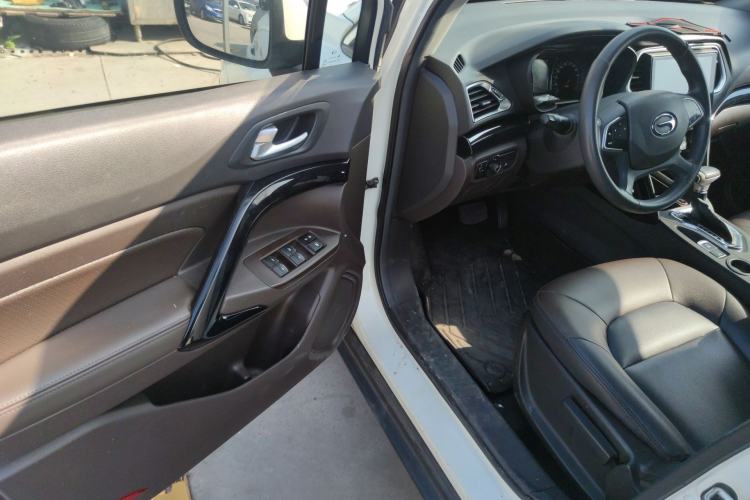 Used GAC Trumpchi GS4 2017 235T Automatic Two-Wheel Drive Elite Edition Driver Seat