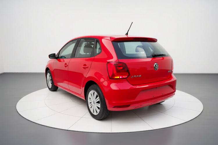 Used Volkswagen Polo 2016 1.6L Automatic Comfort Model
