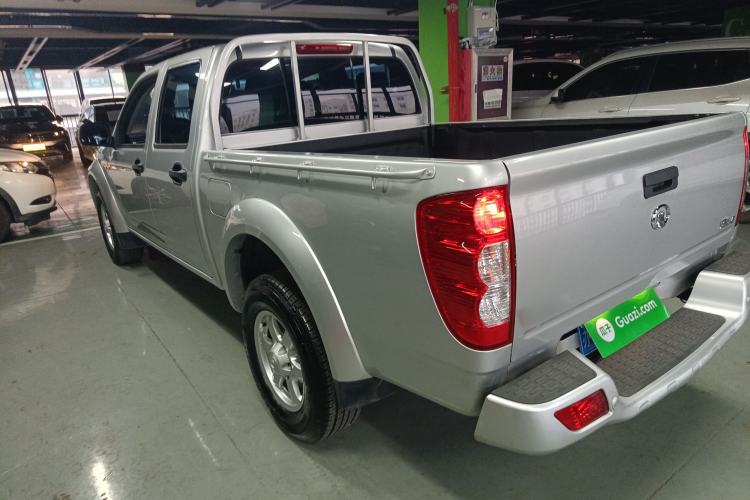Used Great Wall Wingle 5 2021 2.0T Diesel Two-Wheel Drive Elite Version Big Double Cab China VI Standard GW4D20M Exterior 3