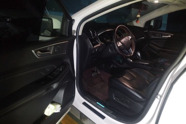 Used Ford Edge 2016 EcoBoost 245 Four-Wheel Drive Titanium 7-Seater
