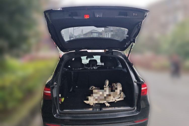 Used Mercedes-Benz GLC 2016 GLC 300 4MATIC Luxury Model Trunk