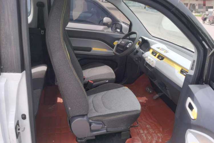 Used Chery New Energy QQ Ice Cream 2022 120km Conical Shape Lithium Iron Phosphate