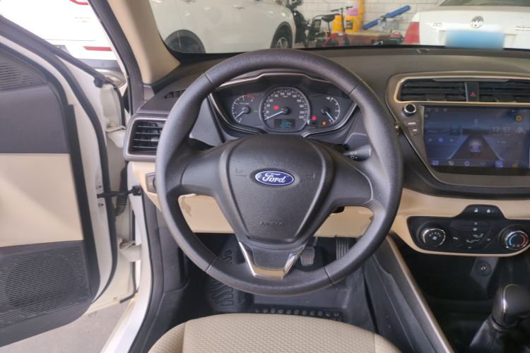 Used Ford Escort 2017 Revised Version 1.5L Manual Comfort Edition
